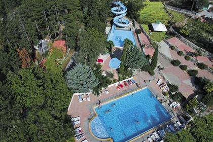 venue photograph by naturist.guide