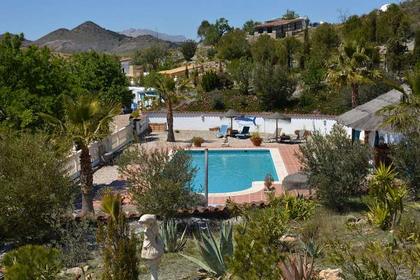 venue photograph by naturist.guide